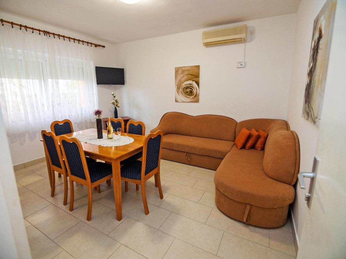 Apartments Bene Banjol 외부 사진