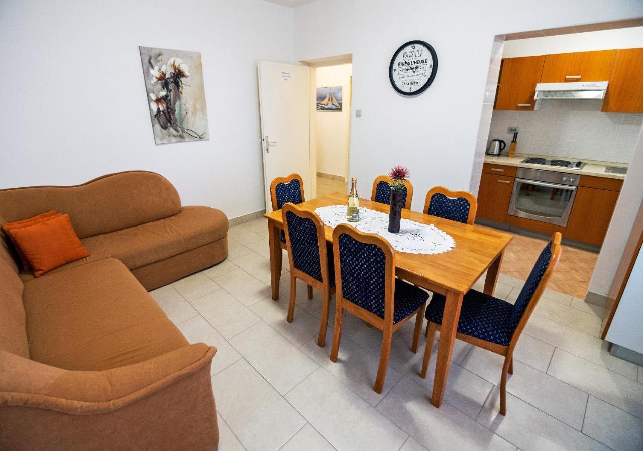 Apartments Bene Banjol 외부 사진