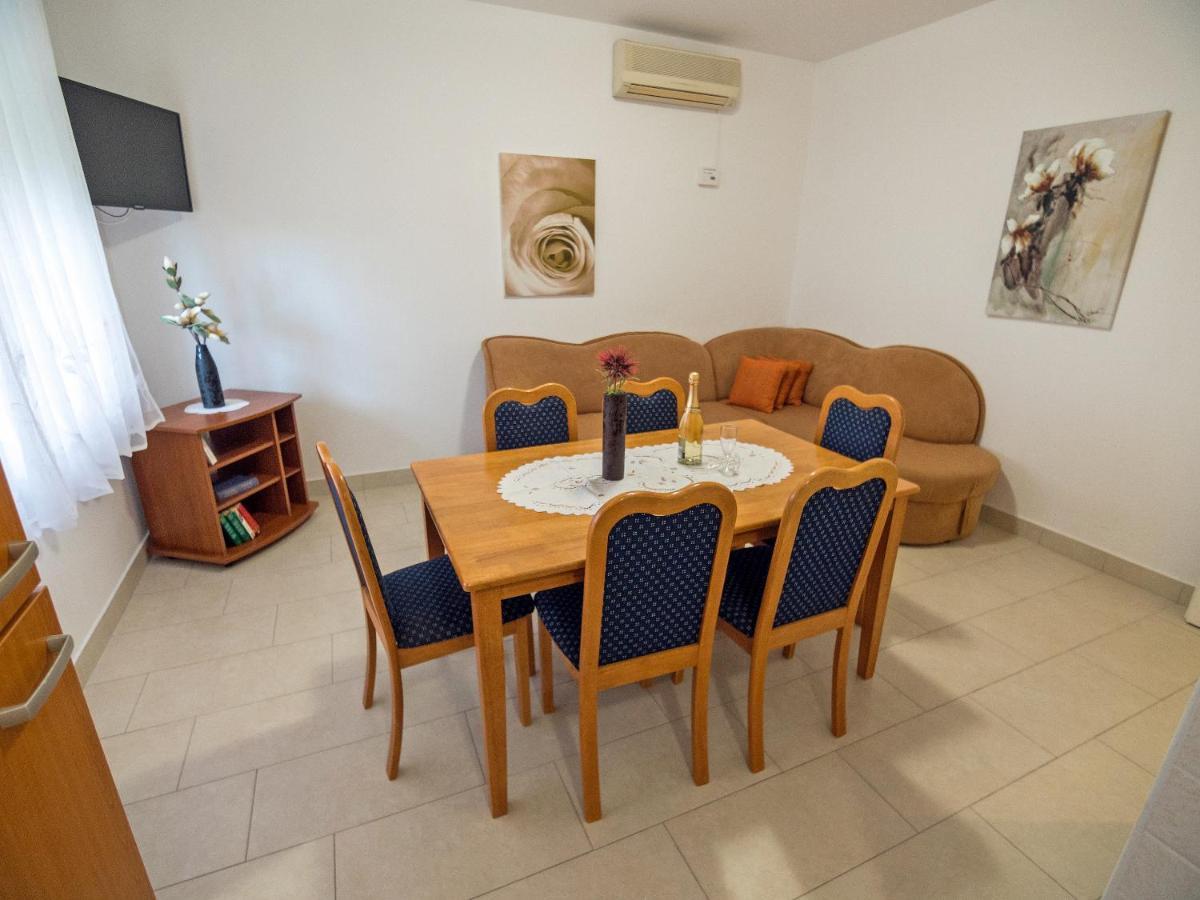 Apartments Bene Banjol 외부 사진