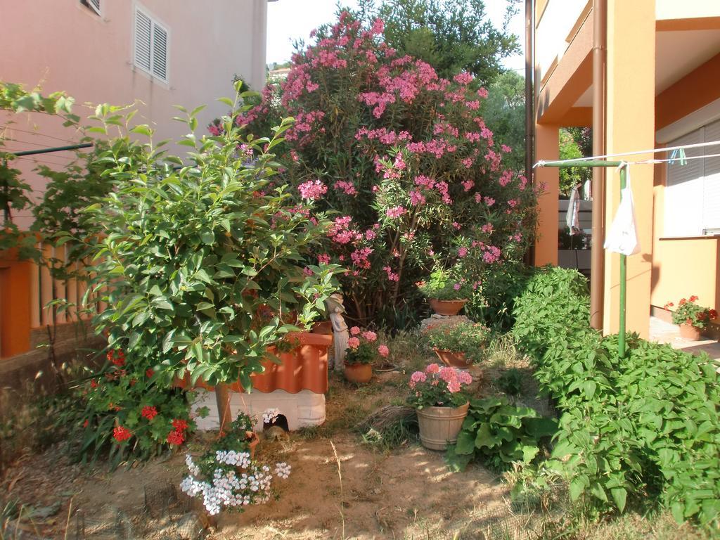 Apartments Bene Banjol 외부 사진