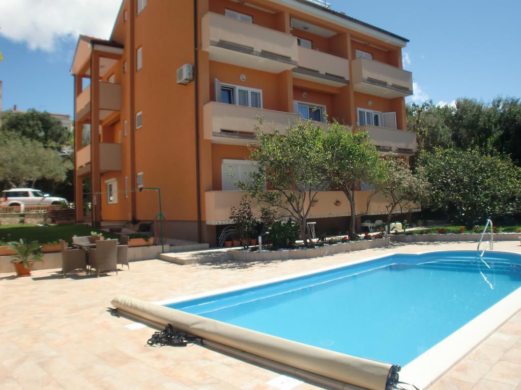 Apartments Bene Banjol 외부 사진