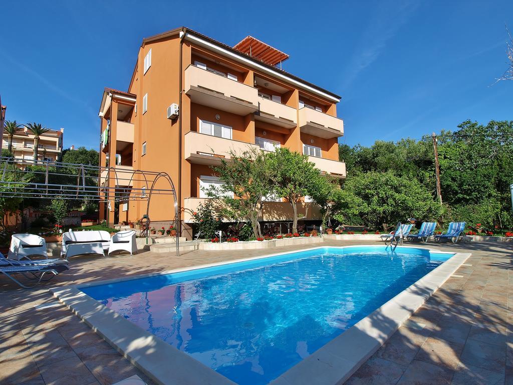 Apartments Bene Banjol 외부 사진